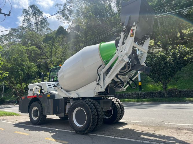 Autohormigonera 4000R - Mactrak